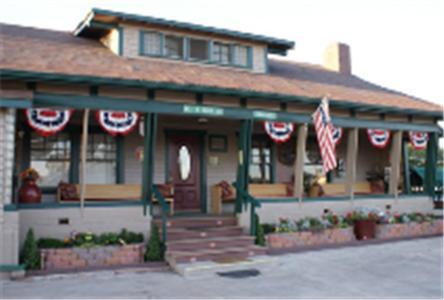 Buffalo Pointe Inn Уилямс Екстериор снимка